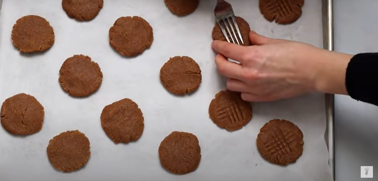 Cookies al burro di arachidi ricetta step 3