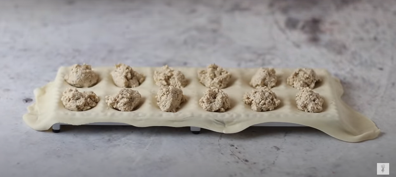 Ravioli ricotta e noci ricetta step 3