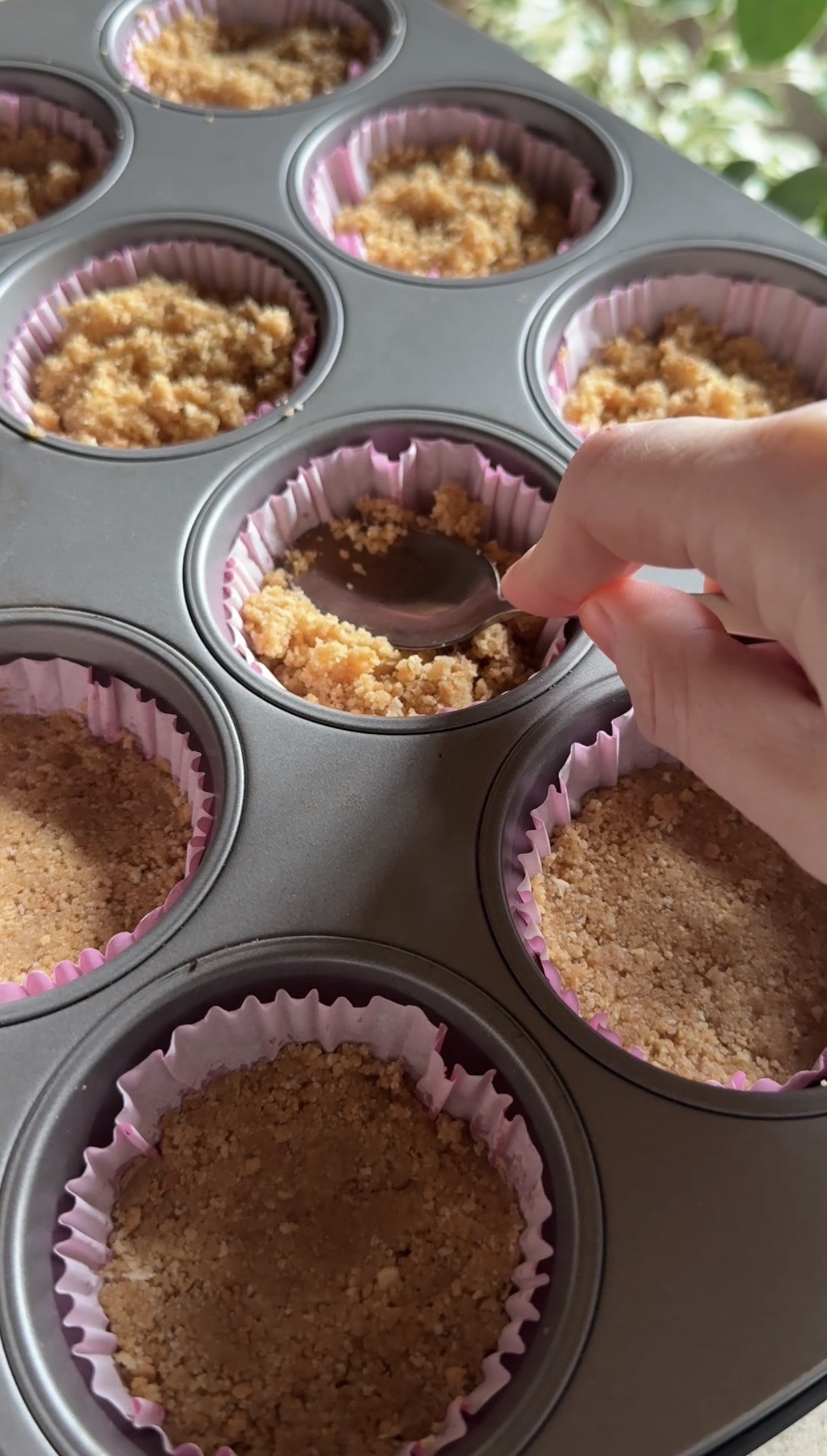 Mini cheesecake ai lamponi ricetta step 2