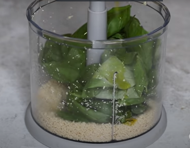 Pesto vegano ricetta step 1