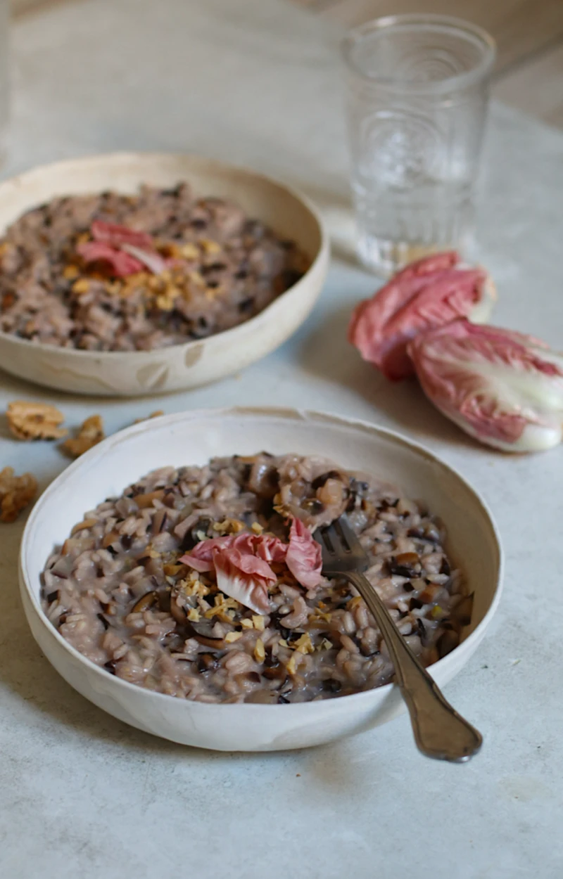 Risotto al radicchio di Treviso con pere e yogurt ricetta