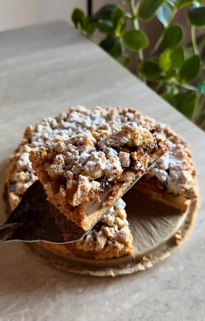 Torta sbrisolona pere e cioccolato ricetta