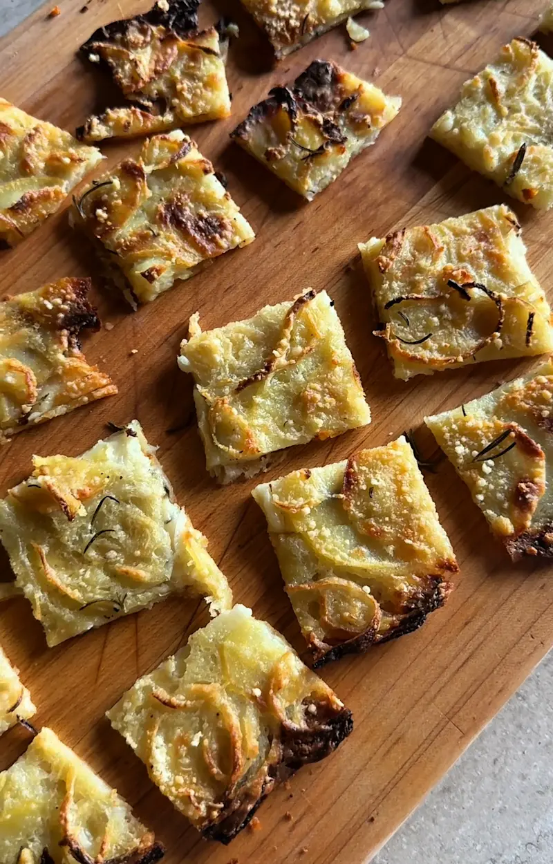 Schiacciata di patate e cipolle ricetta
