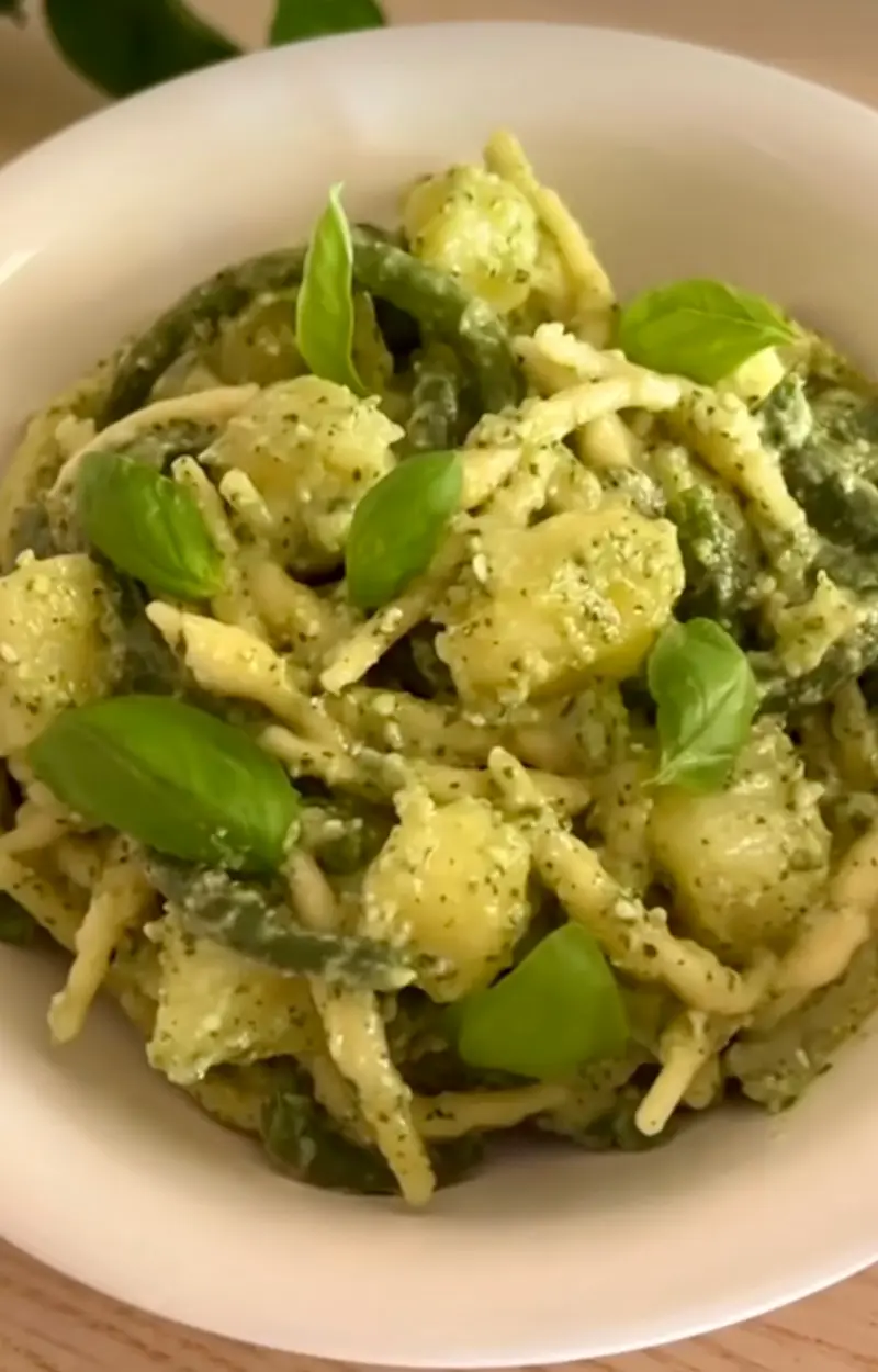 Trofie pesto, patate e fagiolini ricetta