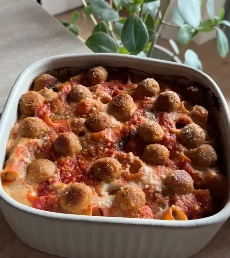 Pasta al forno con polpettine ricetta