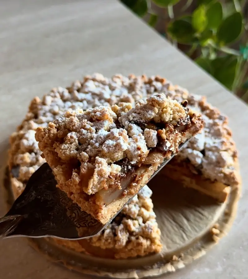 Torta sbrisolona pere e cioccolato ricetta