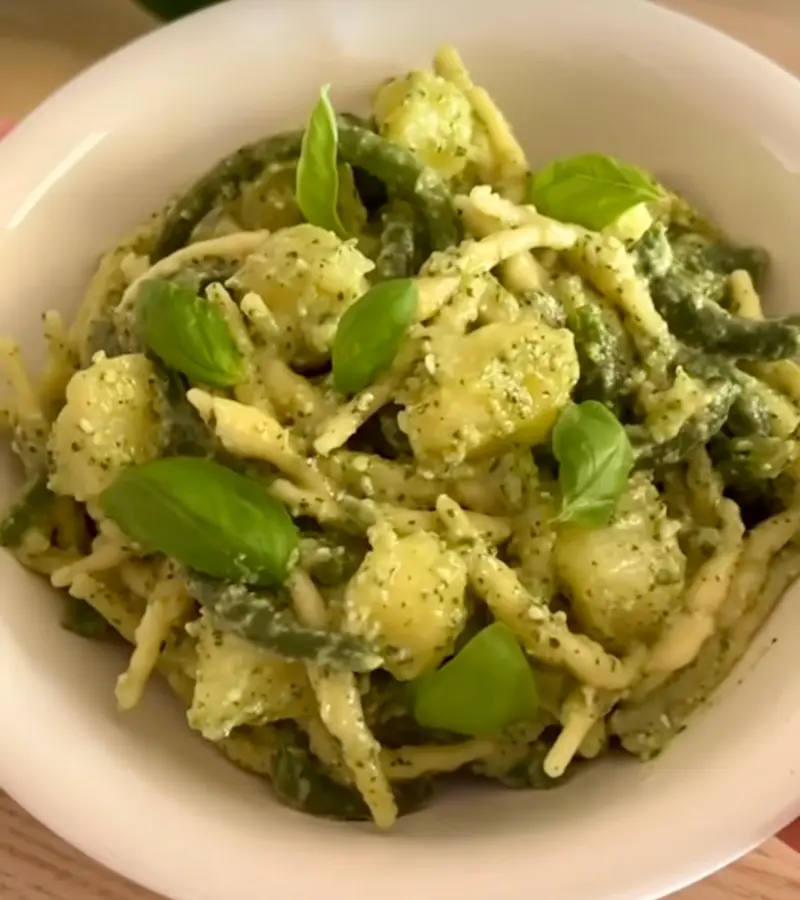 Trofie pesto, patate e fagiolini ricetta