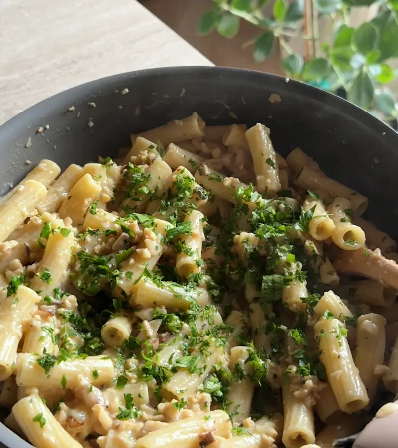 Pasta al ragù bianco ricetta